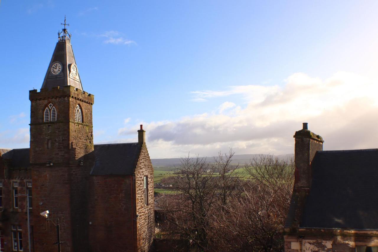 Grand Top Floor Apartment In The Royal Bank House Maybole Exteriér fotografie